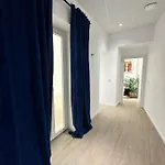 Nebro Luna, En El Corazon De דירה קדיז